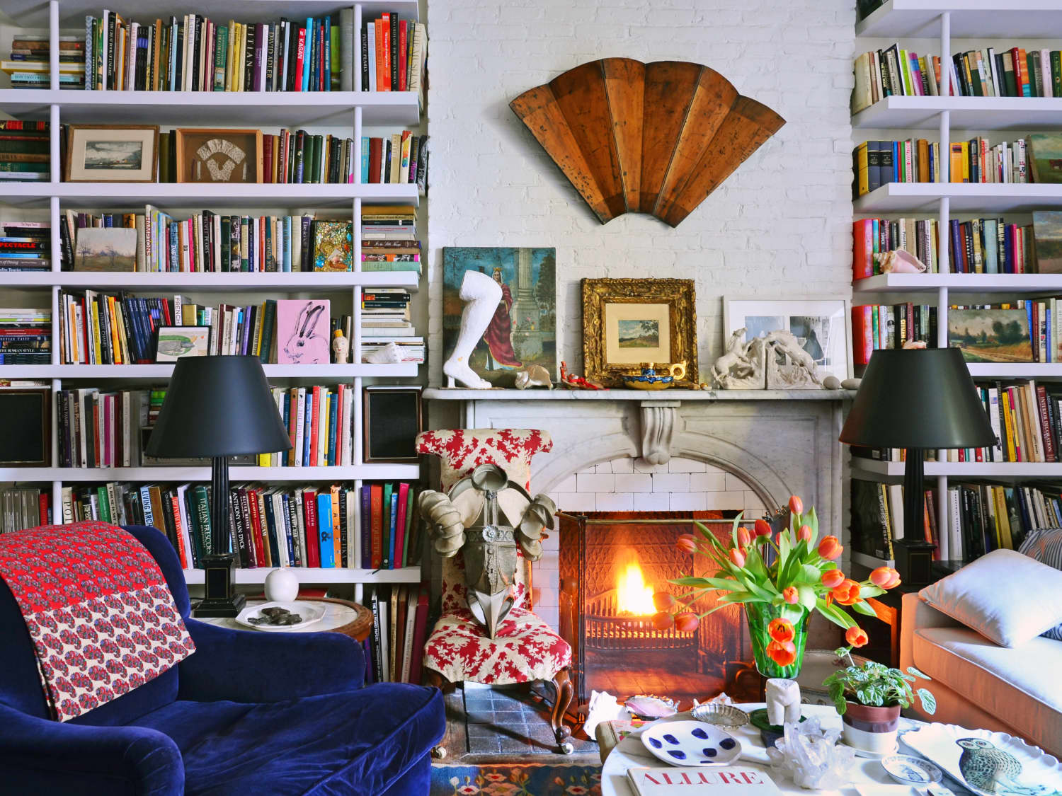 High ceiling store bookshelf